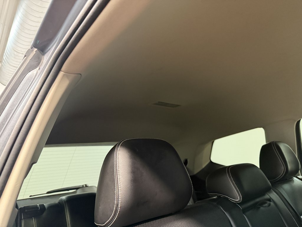2025 Volkswagen Atlas SE Technology photo 12