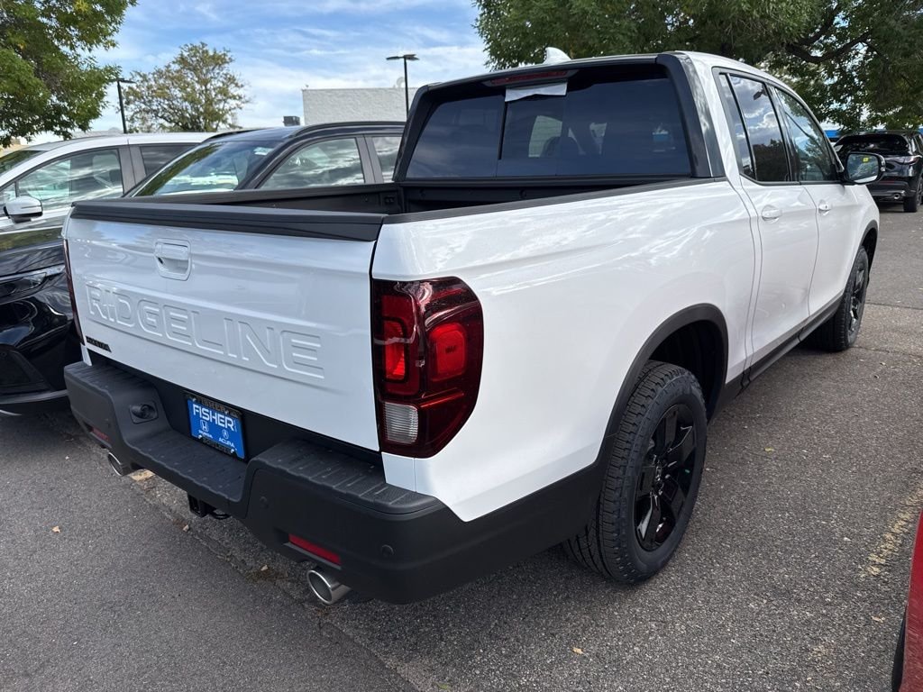 2026 Honda Ridgeline Black Edition photo 2