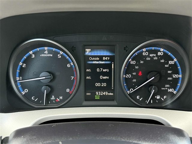 2017 Toyota RAV4 LE photo 23