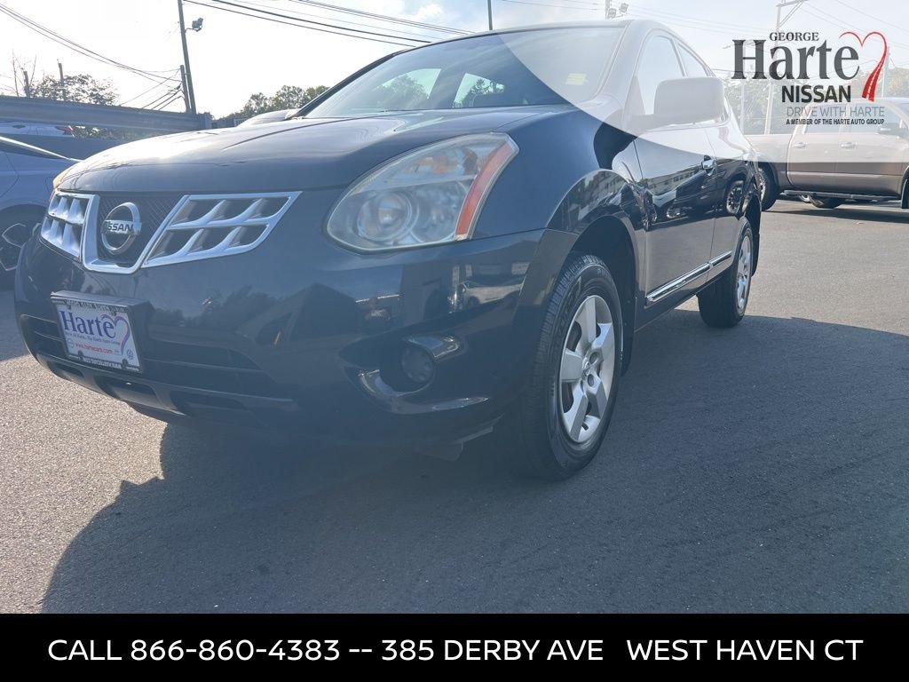 2013 Nissan Rogue S photo 2