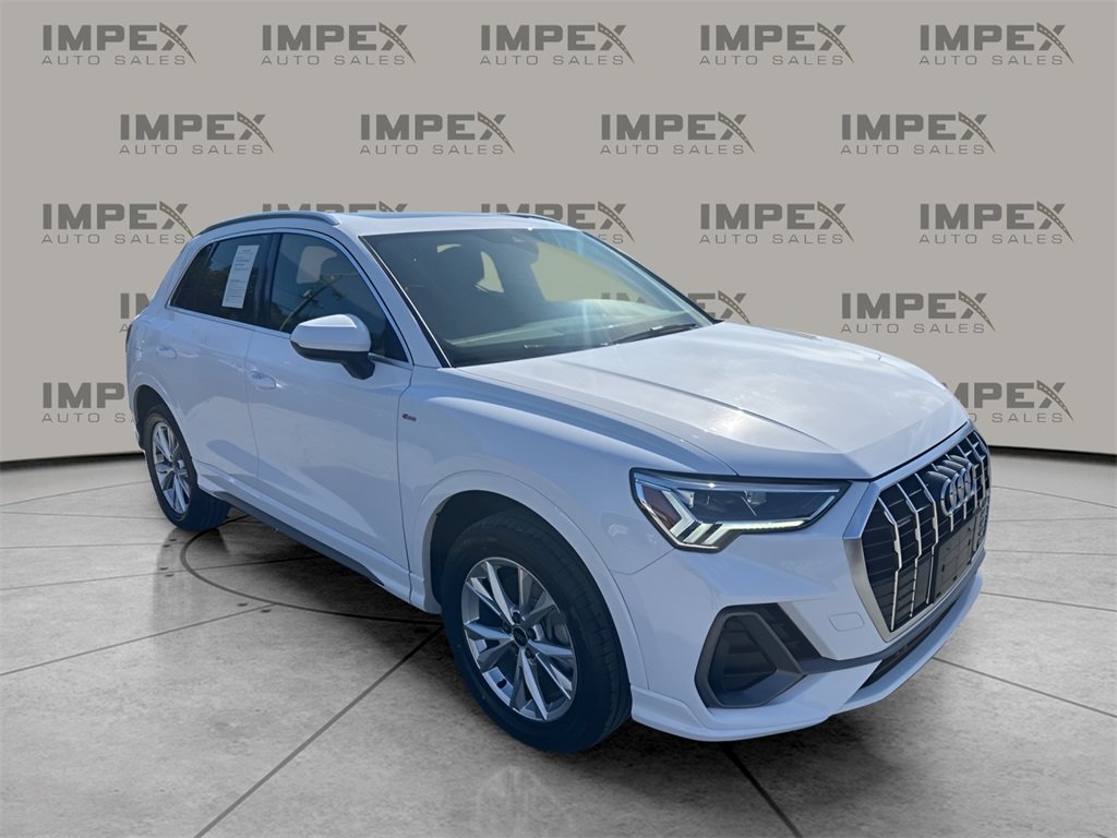 2023 Audi Q3 S line Premium photo 7