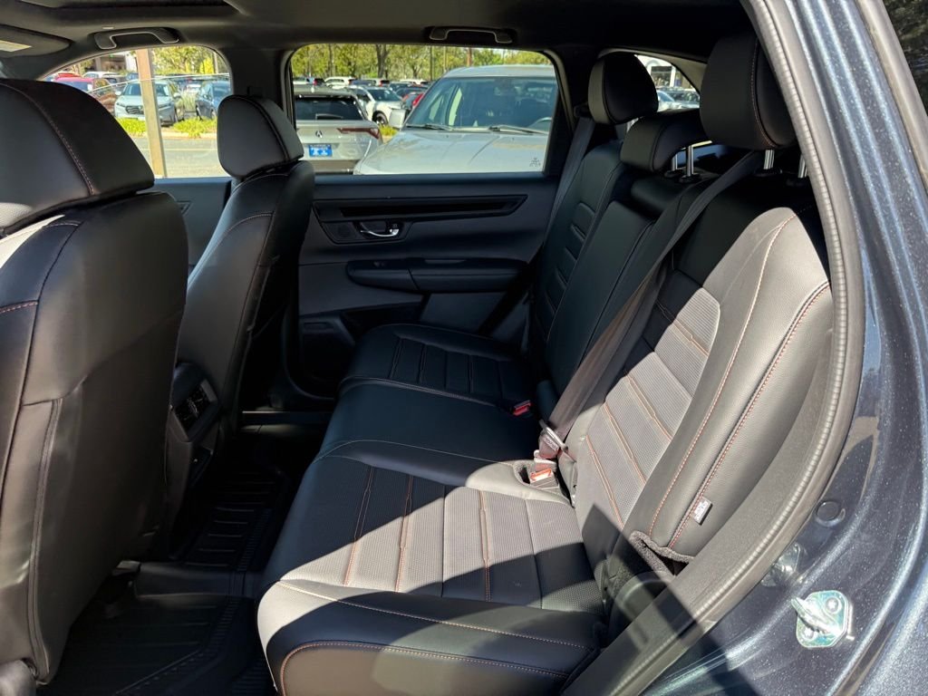 2025 Honda CR-V Hybrid Sport-L photo 14