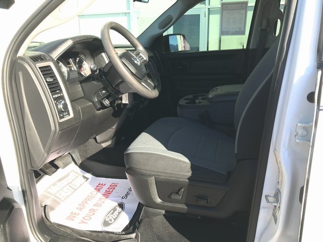 2021 Ram 1500 Classic photo 3