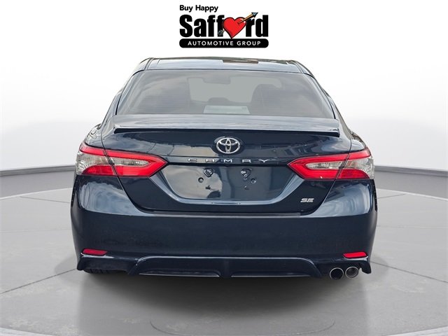 2018 Toyota Camry SE photo 4