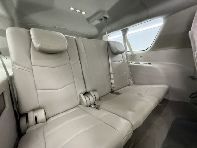 2016 Cadillac Escalade ESV Base photo 7
