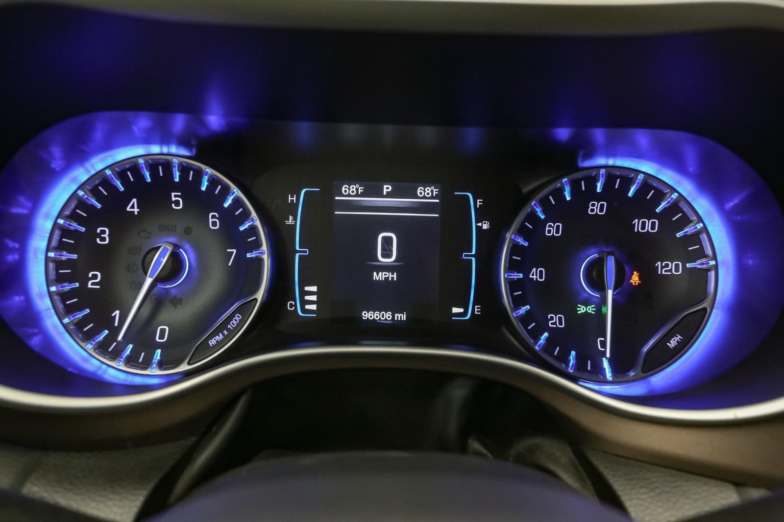 2017 Chrysler Pacifica Touring L photo 32