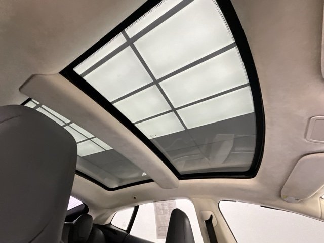 2014 Tesla Model S photo 7