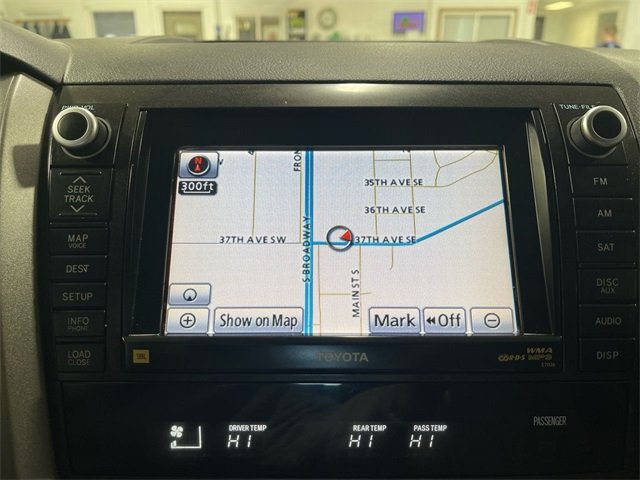 2010 Toyota Sequoia Platinum photo 17