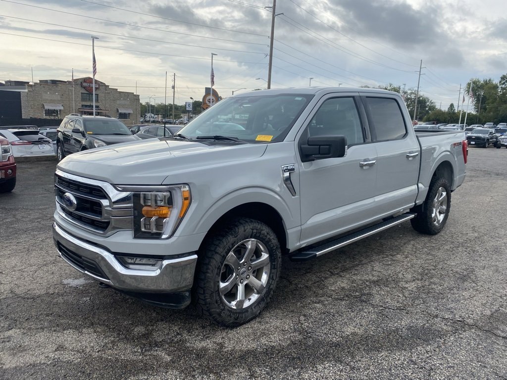 2023 Ford F-150 XLT photo 3