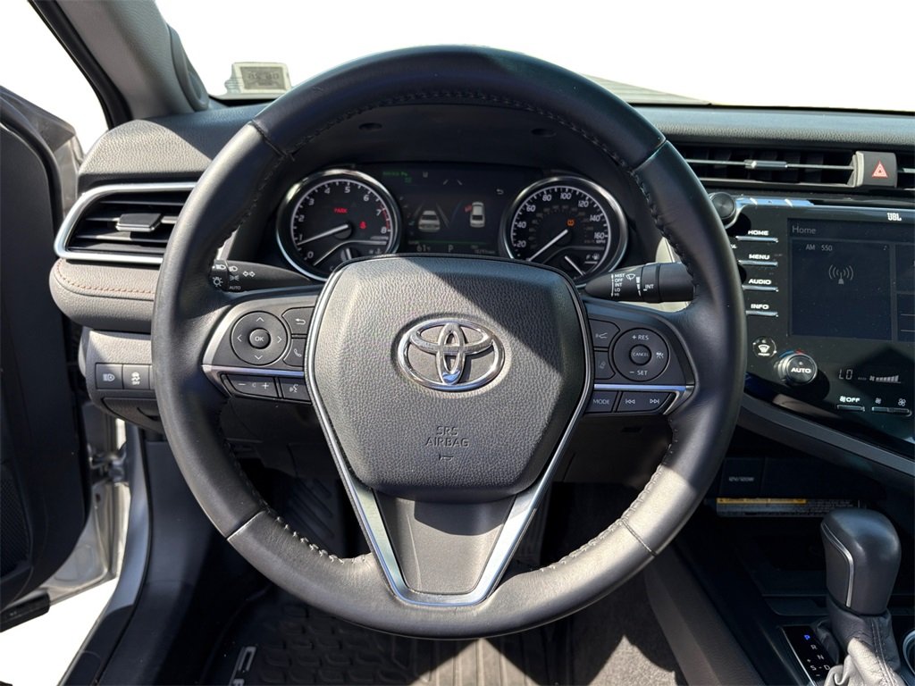 2018 Toyota Camry XLE V6 photo 12