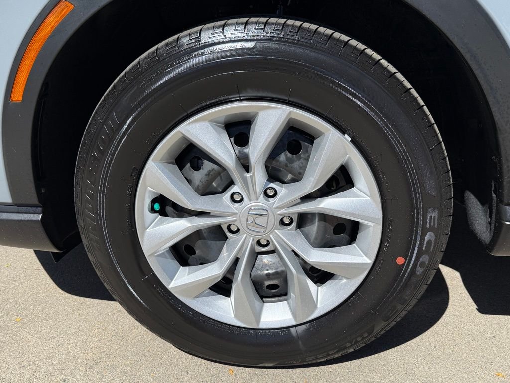 2025 Honda CR-V LX photo 12