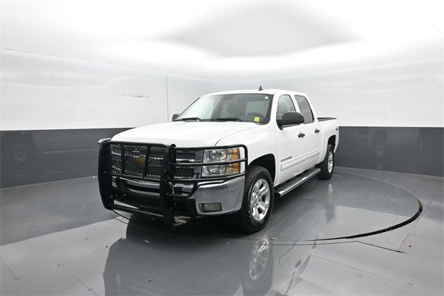 2012 Chevrolet Silverado 1500 LT photo 3
