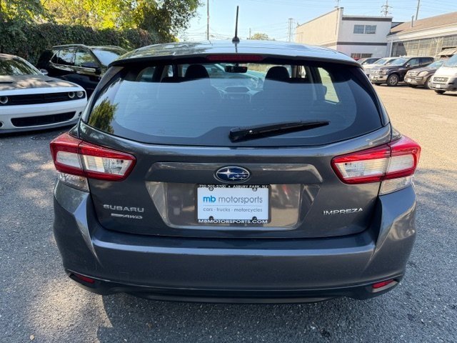 2019 Subaru Impreza 2.0i photo 3