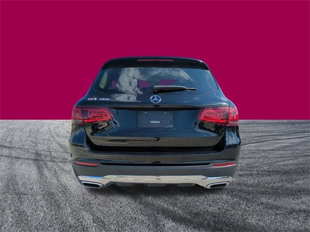 2022 Mercedes Benz GLC 300 photo 4