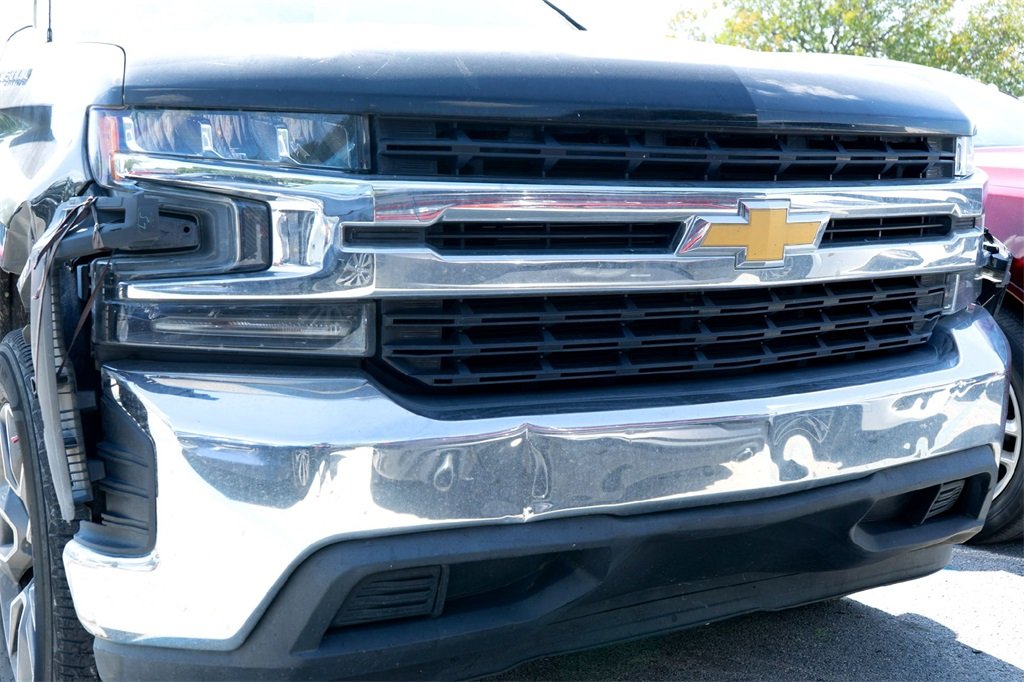 2020 Chevrolet Silverado 1500 LT photo 3