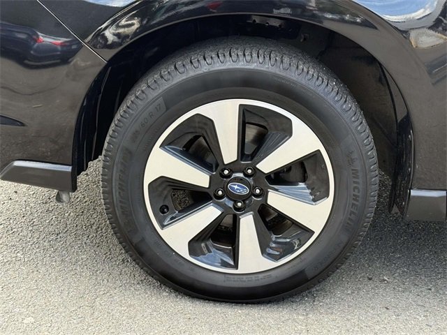 2018 Subaru Forester 2.5i Premium photo 12