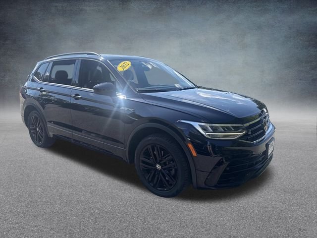 2022 Volkswagen Tiguan SE R-Line Black photo 2