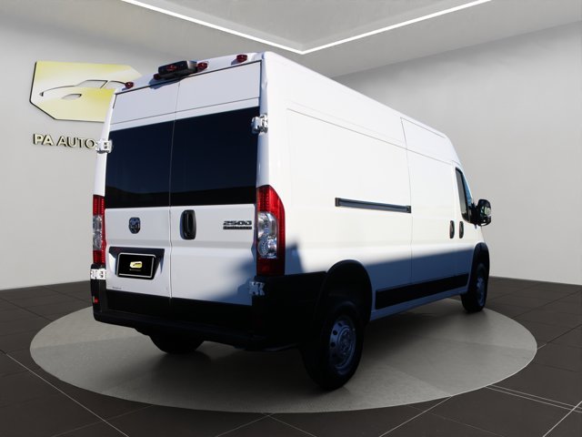2023 Ram ProMaster 2500 photo 3