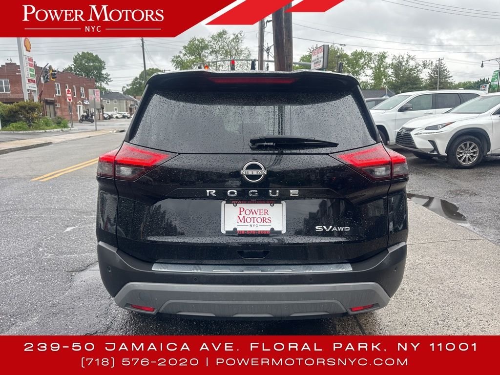 2022 Nissan Rogue SV photo 4