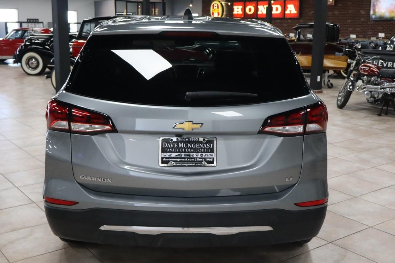 2023 Chevrolet Equinox LT photo 3