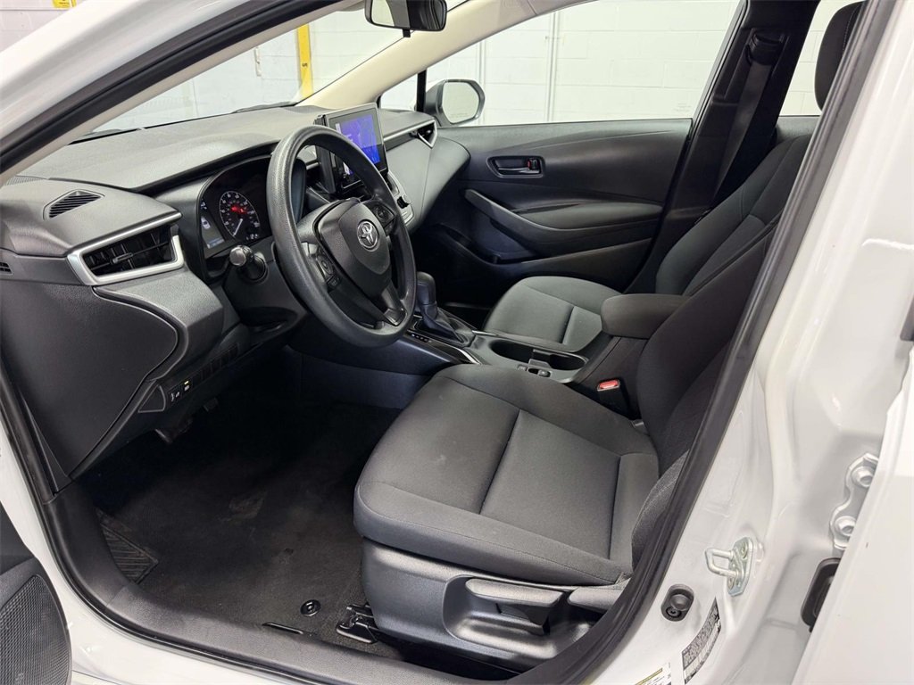 2023 Toyota Corolla LE photo 12