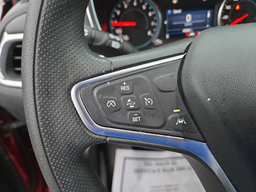 2020 Chevrolet Equinox LT photo 17