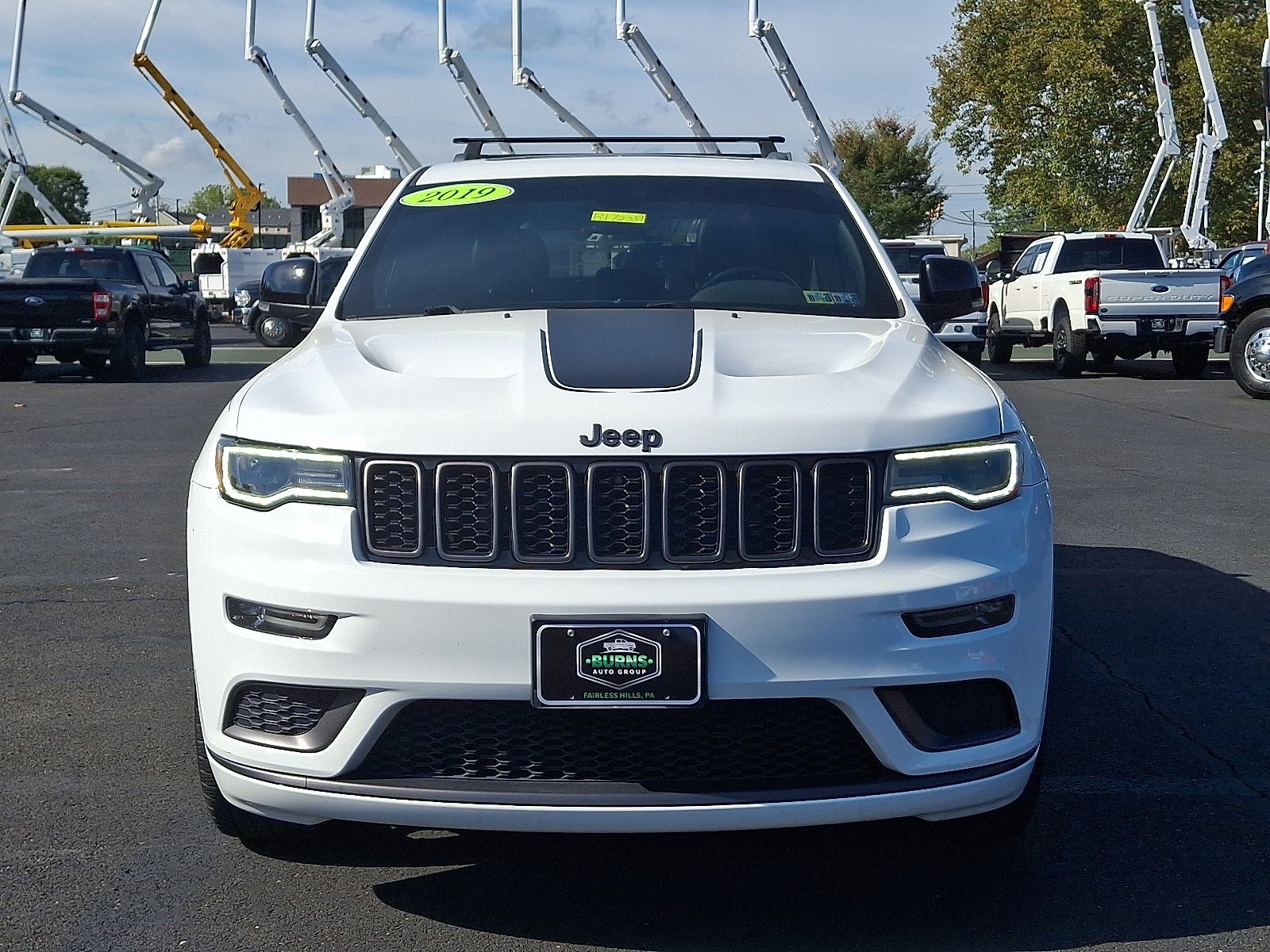 2019 Jeep Grand Cherokee Limited X photo 2
