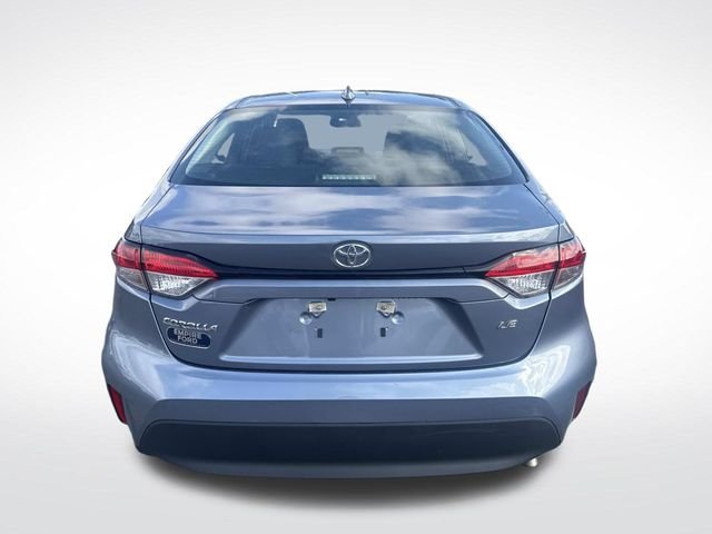 2023 Toyota Corolla LE photo 4