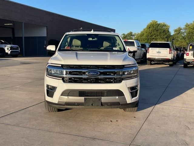 2024 Ford Expedition Limited photo 3
