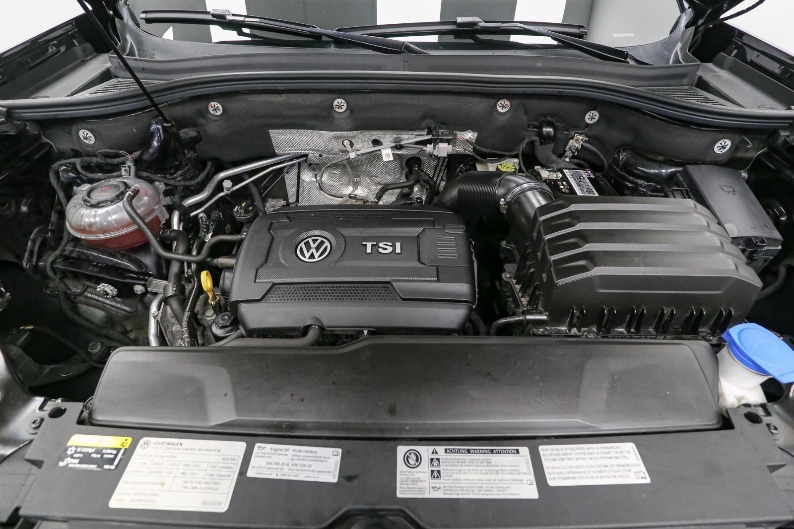 2020 Volkswagen Atlas Cross Sport SEL photo 9