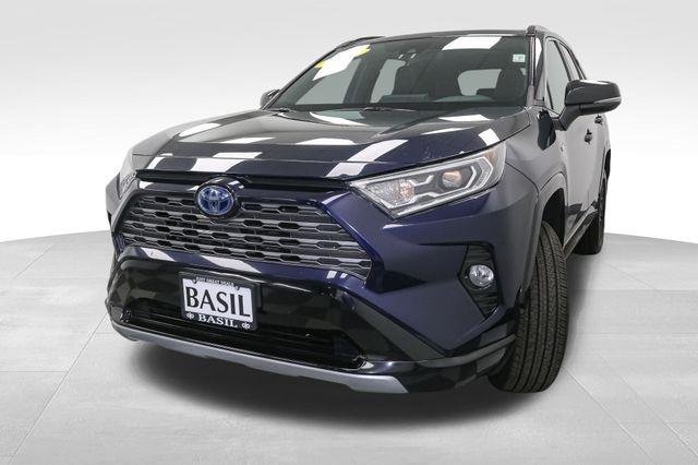 2021 Toyota RAV4 Hybrid XSE photo 4