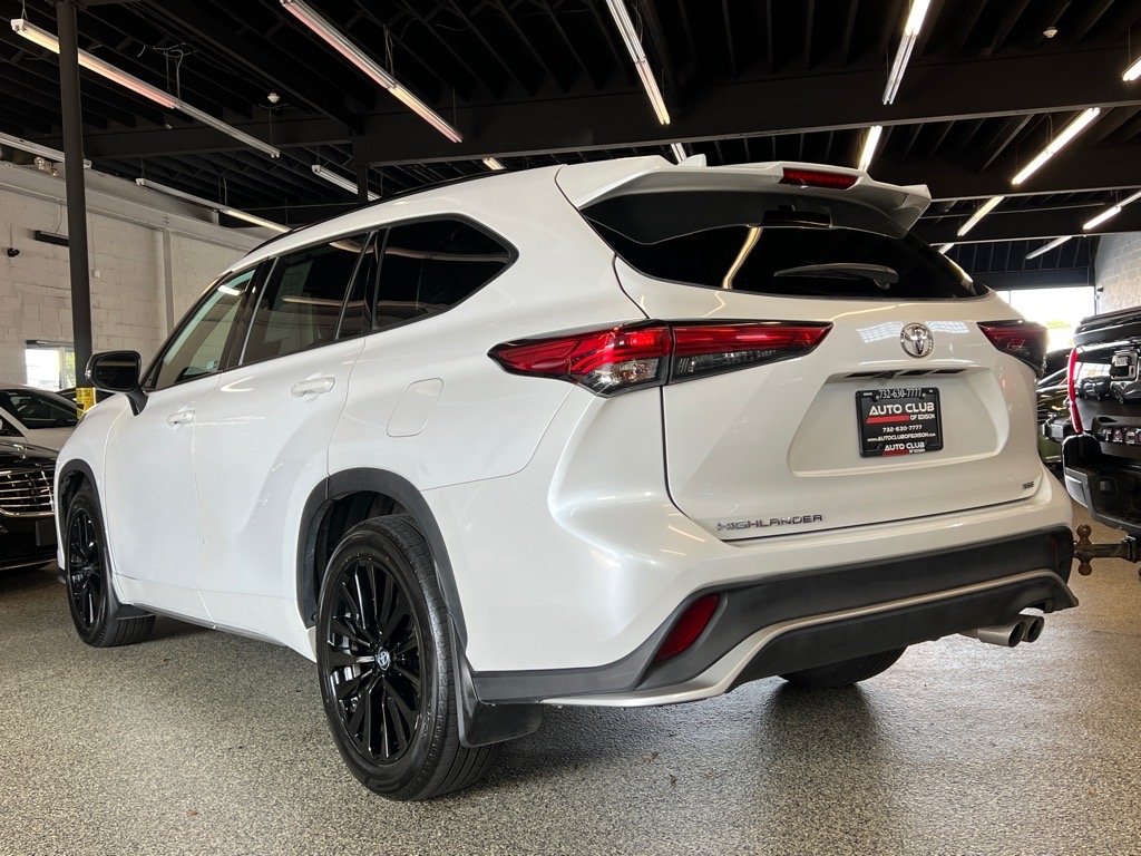2023 Toyota Highlander Limited Platinum XLE XSE photo 2