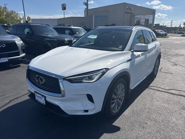 2023 Infiniti QX50 Luxe photo 7