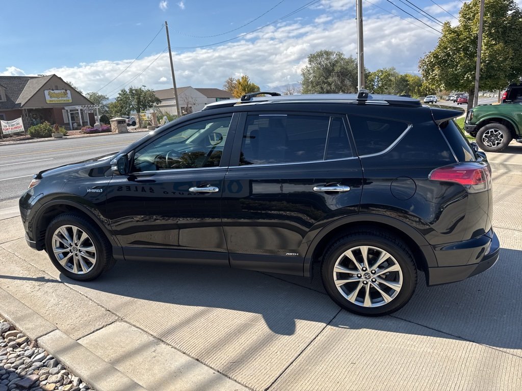 2018 Toyota RAV4 Hybrid Limited photo 4
