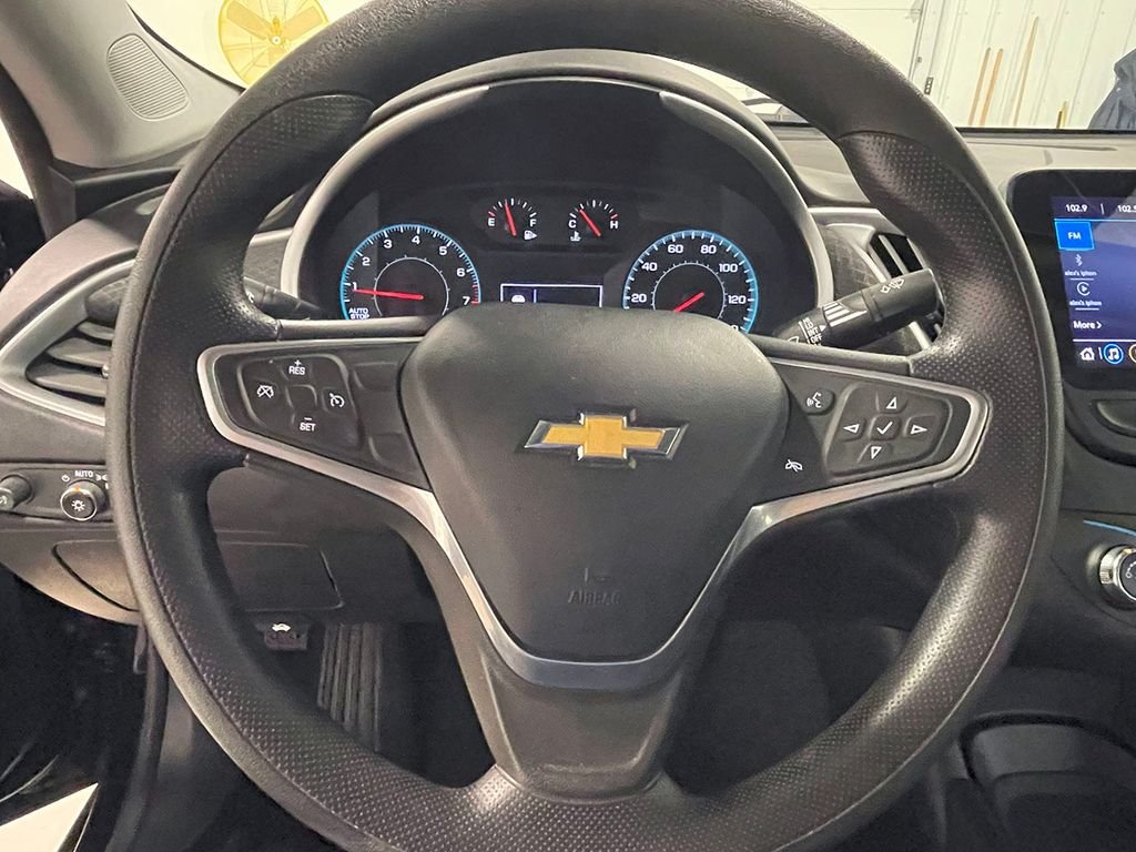 2022 Chevrolet Malibu LS photo 24