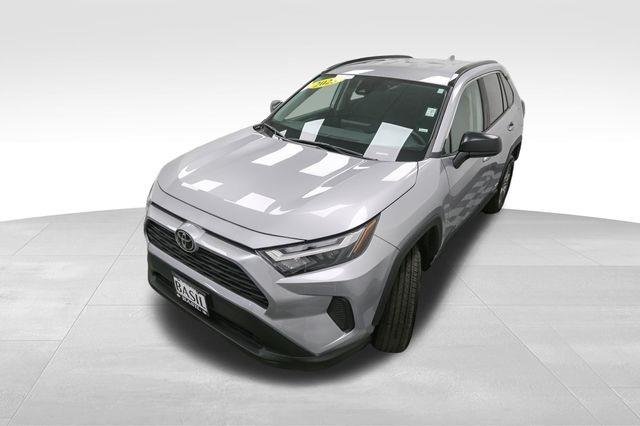 2025 Toyota RAV4 Hybrid LE photo 6