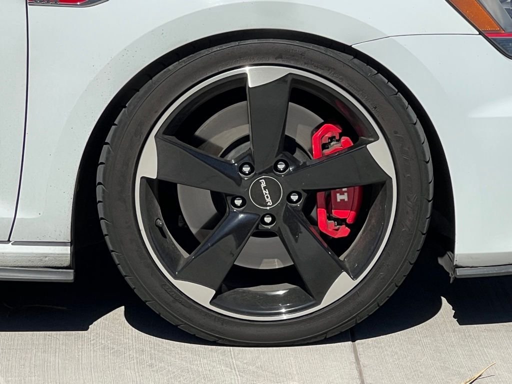 2015 Volkswagen Golf GTI Autobahn photo 4