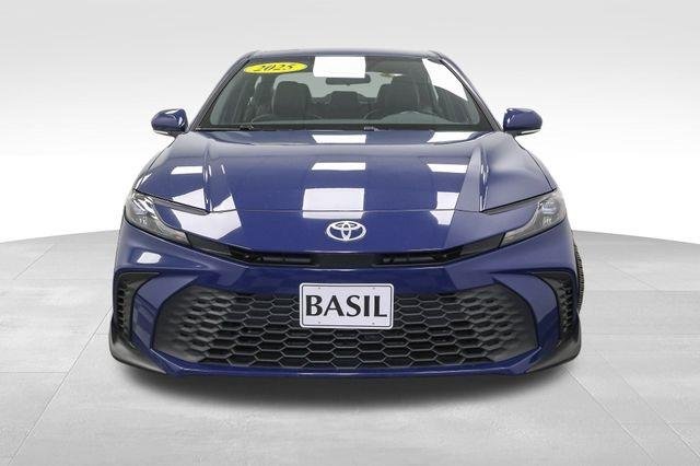2025 Toyota Camry XSE photo 3