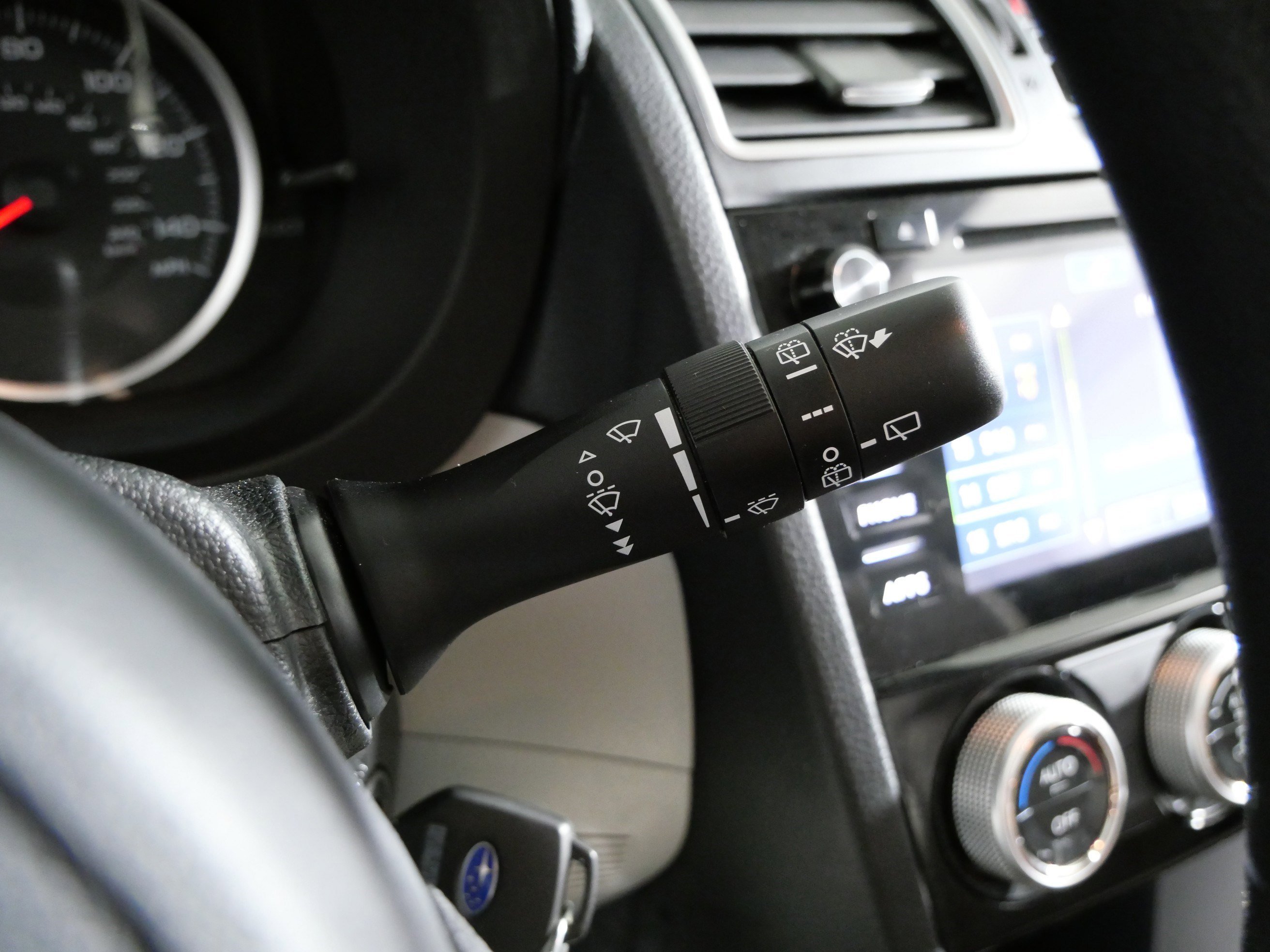 2017 Subaru Forester Premium photo 27