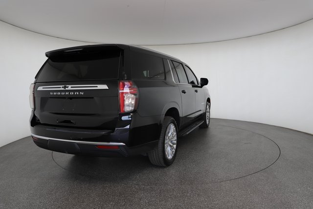 2023 Chevrolet Suburban LS photo 16