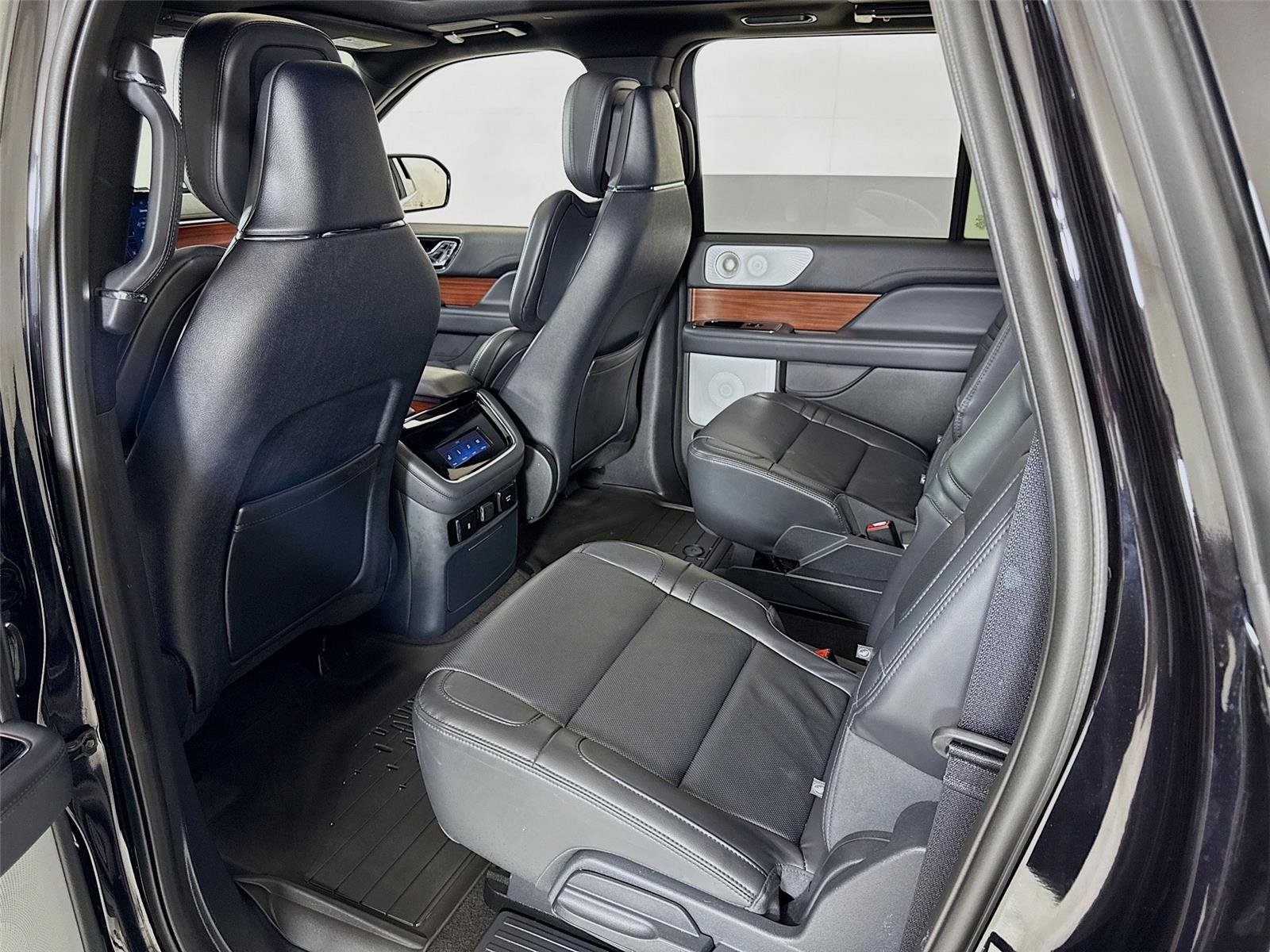 2024 Lincoln Navigator L Reserve photo 22