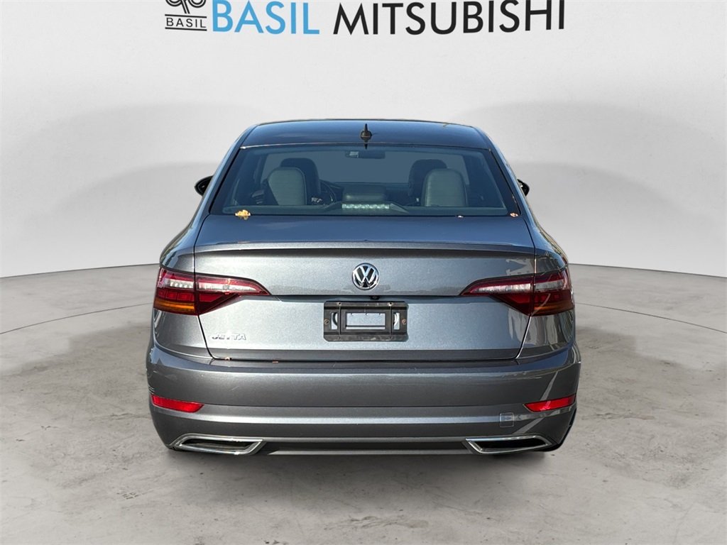 2019 Volkswagen Jetta R-Line photo 4