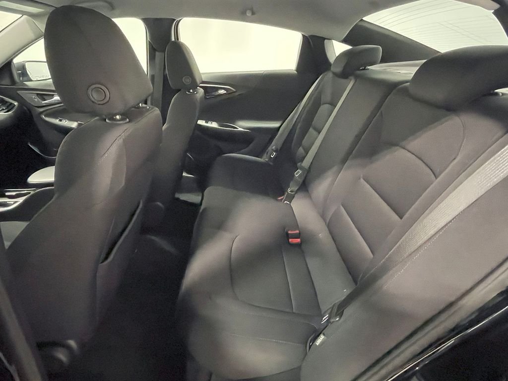 2022 Chevrolet Malibu LS photo 17