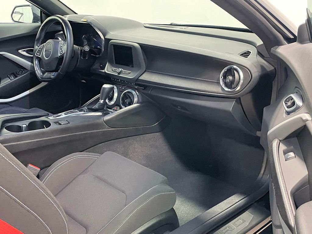2023 Chevrolet Camaro LT1 photo 33