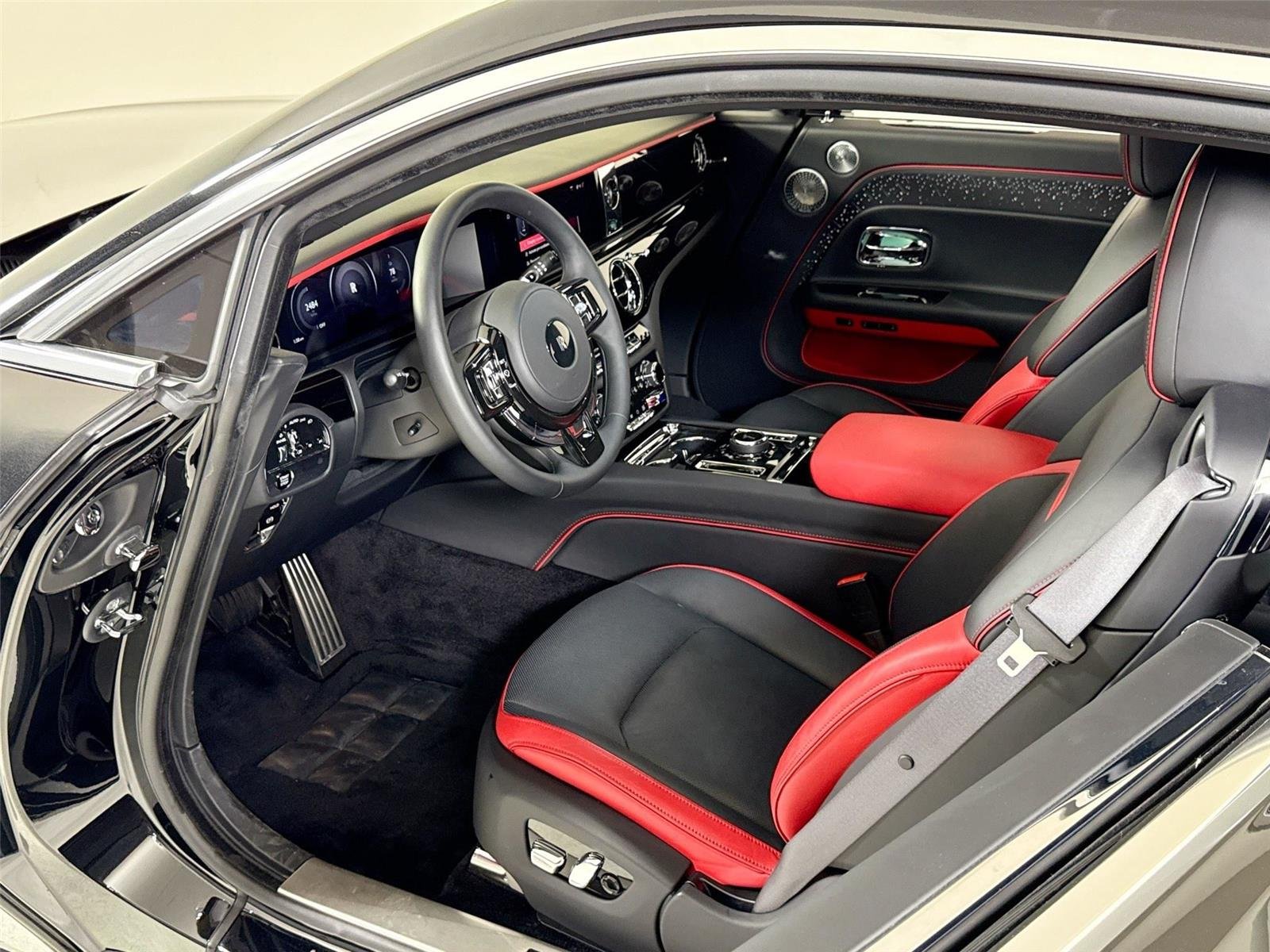 2024 Rolls Royce Spectre photo 12