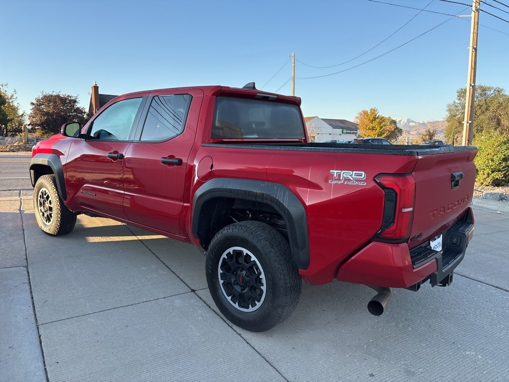 2024 Toyota Tacoma TRD Off-Road photo 4