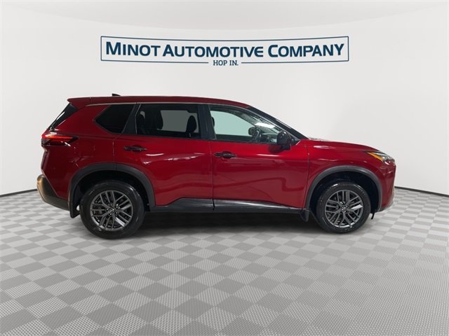 2022 Nissan Rogue S photo 9