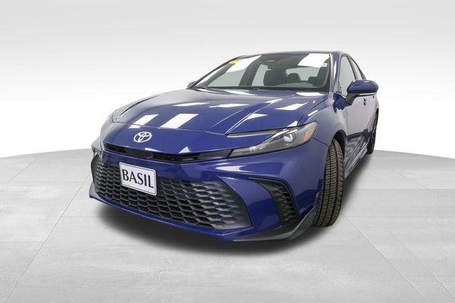2025 Toyota Camry XSE photo 4