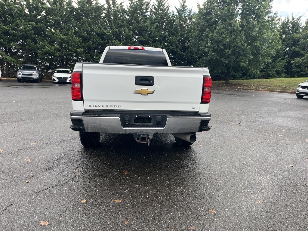 2015 Chevrolet Silverado 2500HD LT photo 6