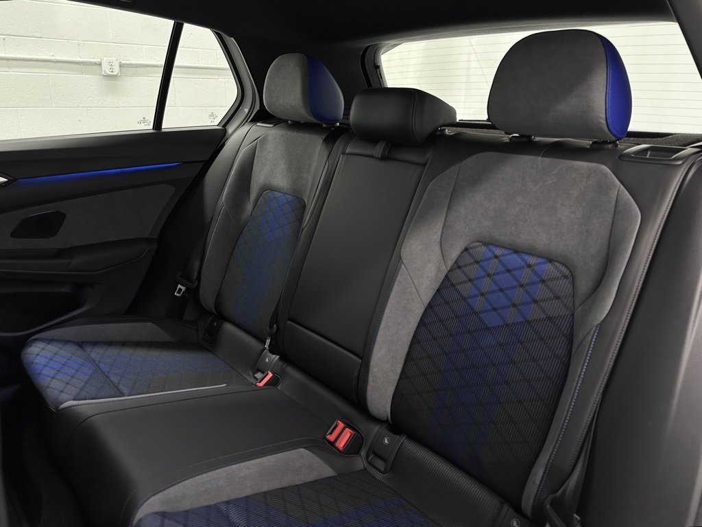 2025 Volkswagen Golf R 2.0 TSI photo 16